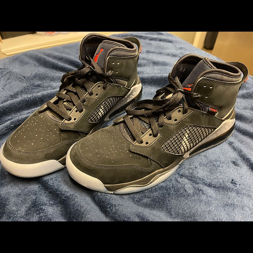 Nike Jordan Mars 270. Sz 12. Normal wear but good condition.